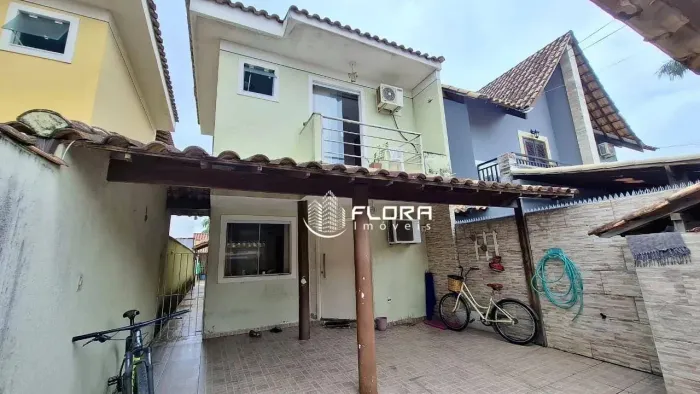 Casa com 3 dormitórios à venda, 188 m² por R$ 790.000,00 - Itaipu - Niterói/RJ