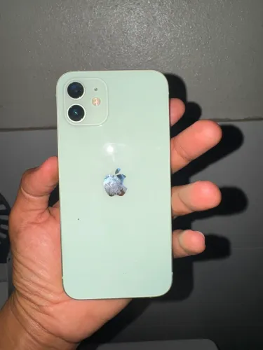 iPhone 12 