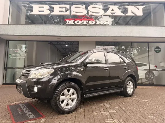 Toyota Hilux SW4 SRV D4-d 4X4 3.0 TDI Dies. AUT 2011