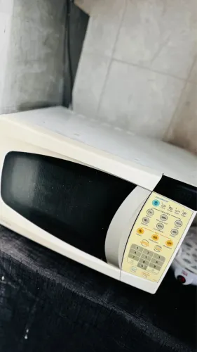 Vendo Microondas Electrolux 20 litros