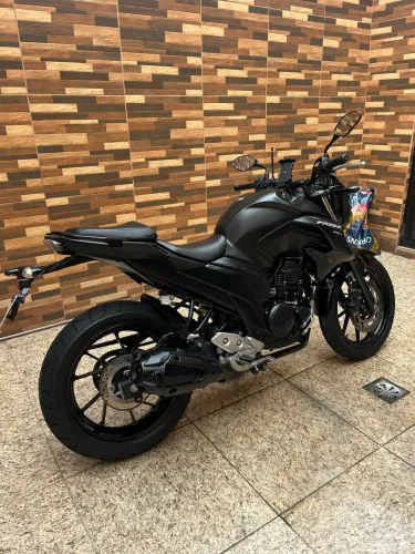 Fz25 / Fazer 250 