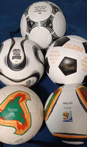 Bolas Retrô das Copas 70, 94, 02, 06 e 10