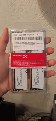 Memória DDR3 8GB (2x4GB) 1866 White
