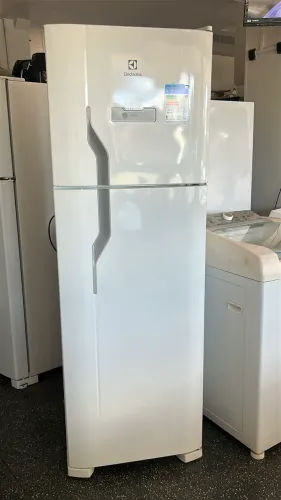 Geladeira Electrolux Df41 frost free 220v