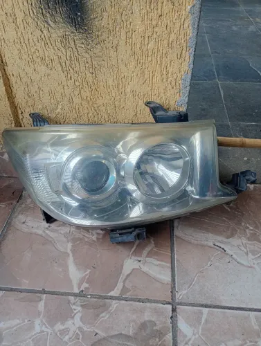 Farol Direito Toyota Hilux Sw4 2009 2010 2011 