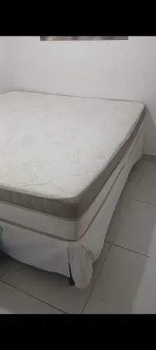 Cama king size casal