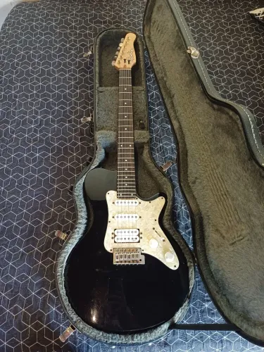 Guitarra Godin SD Made in Canada 1998