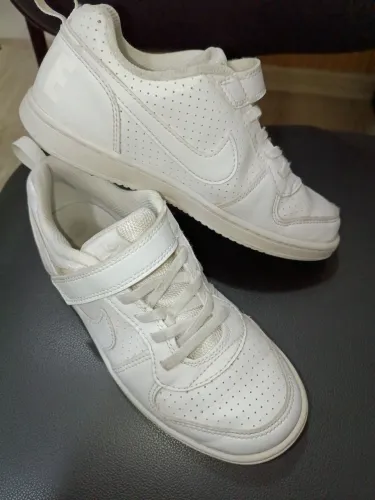 Tênis Nike Infantil Court Borough Low 2 Branco - Tam. 32,5