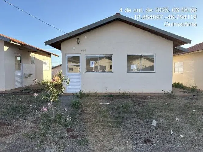 Ótima oportunidade Casa no Centro, Guimarania - MG, Nº 460, 2 quartos, 180m² | Venda Onli