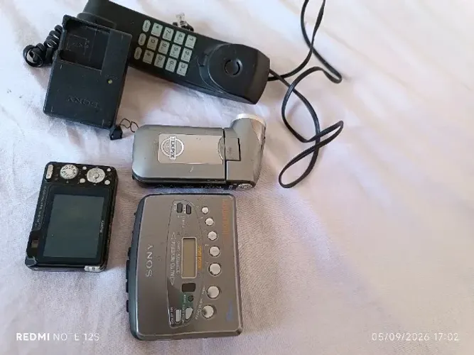 Vários aparelhos eletrônicos