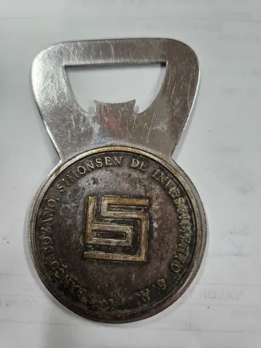 Abridor de garrafa banco bozano