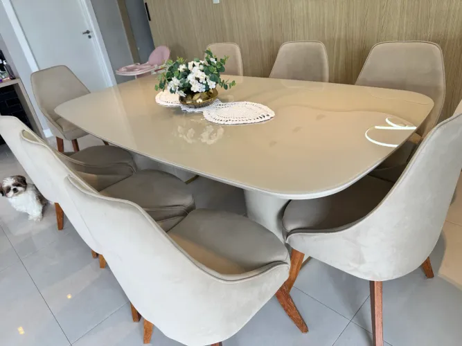 Mesa de jantar dinâmica