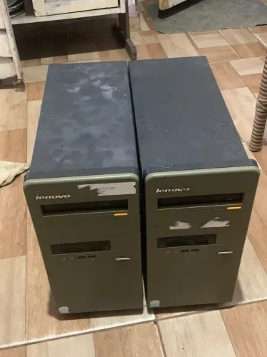 Lote com dois cpu lenovo funcionando perfeitamente!!