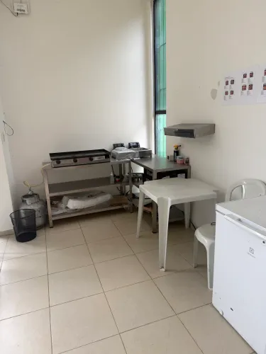 VENDO HAMBÚRGUERIA