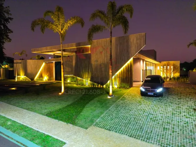 Casas Residenciais Condomínio em Cravinhos