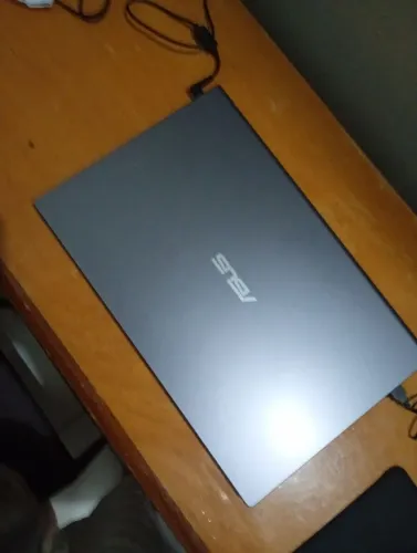 Notebook novo com nota fiscal 