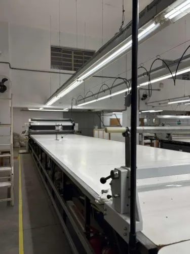 Enfestadeira Automática Mesa 20 metros Zig Zag