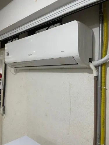 CLIMAZON INDUSTRIAL LTDA. SPLIT SPRINGER MIDEA 24 mil BTU