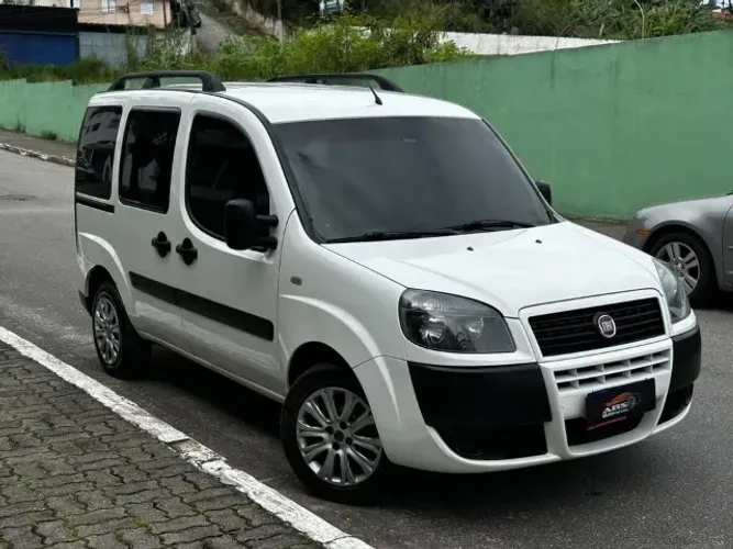 Fiat Doblo Essence 1.8 Flex 16V 5P 2021