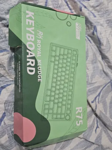 Teclado Mecânico R75 Royal Kludge