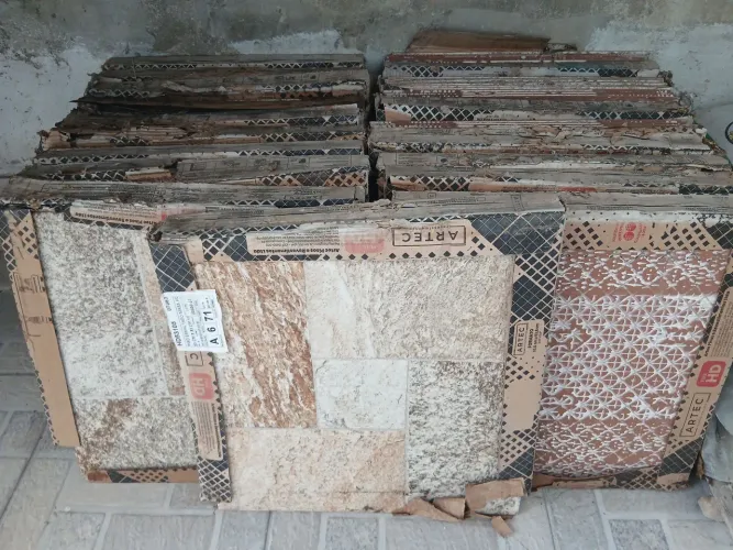 20 caixas de piso 53x53 antiderrapante