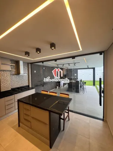 Condomínio Colina do Sol - Novo Aleixo, 256,23m², 3 suítes, Novo Aleixo!