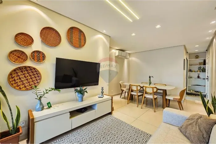 Cond Keybscane Apartamento de 98m² com 3 dormitórios sendo 2 suítes no Aleixo, por R$ 890.