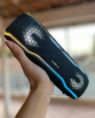 Caixa De Som Bluetooth Wisetiger F10c 25w Ipx7 Estéreo Hi-fi Preto