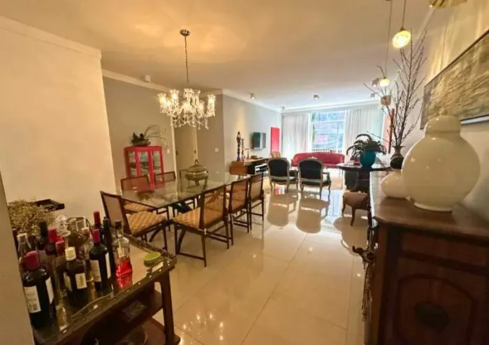Apartamento : - Residencial - Copacabana