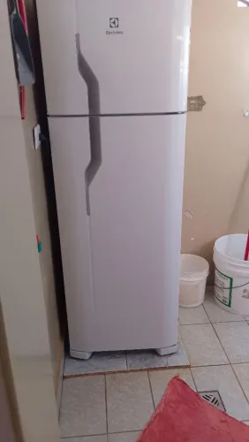 Geladeira Electrolux DC35A