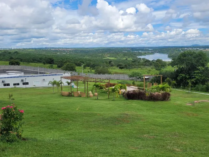 Vendo terreno no Condomínio Jardim dos Girassois