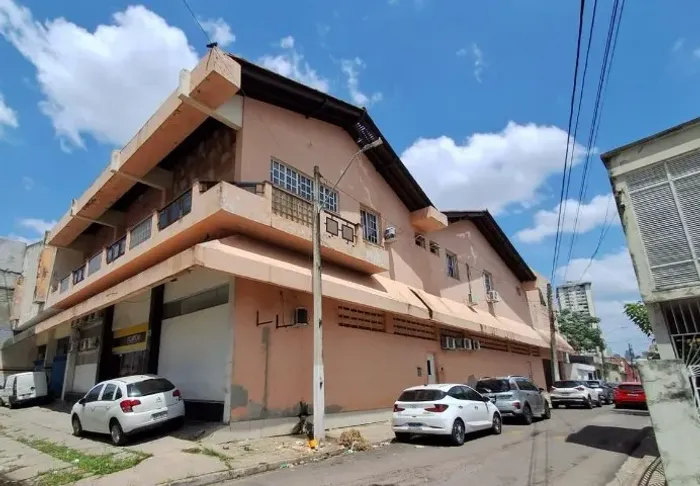 BELÍSSIMO IMÓVEL USO RESIDENCIAL E COMERCIAL NA TV SÃO FRANCISCO