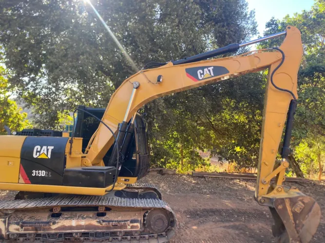 Escavadeira 312 zerada para alugar 