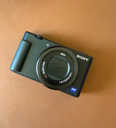 Sony Zv 1