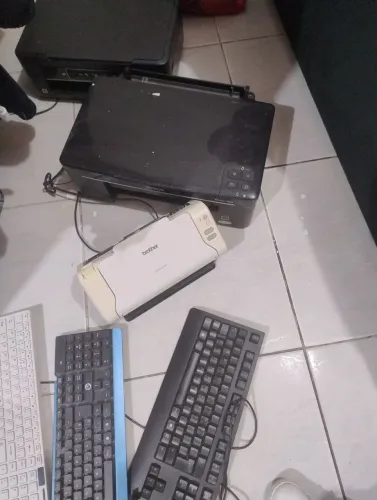 Eletrônicos com defeito