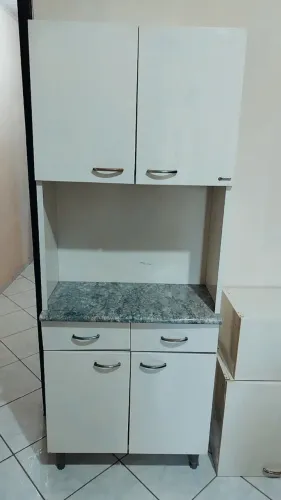 Vendo Jogo de Armário de Cozinha com 9 portas 