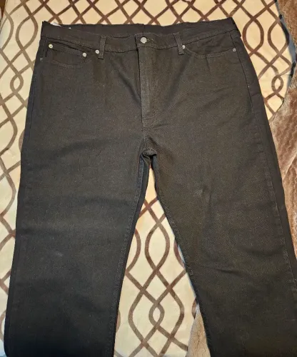 Calça levi's preta original versão americana, corte reto modelo 514