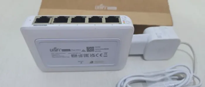 Ubnt Usw-flex-mini Unifi Switch 5p Gigabit Rj45 Poe