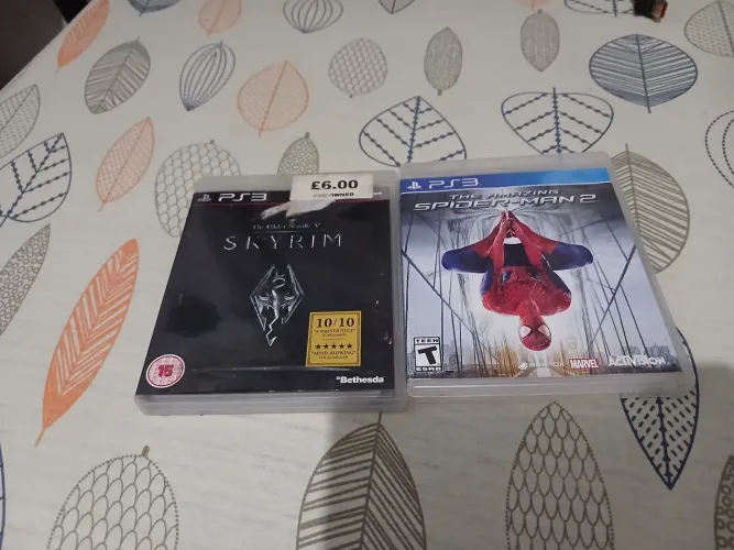 Spider man + skyrim ps3
