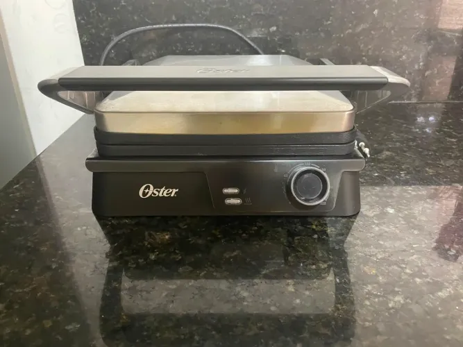 Grill Elétrico Multiuso Ogrl610 Inox 2 Em 1 Oster (semi-novo)