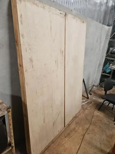 Porta madeira sem uso