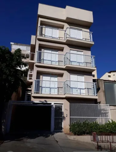 Excelente apartamento á venda no bairro Jardim Vitória em Poços de Caldas MG.