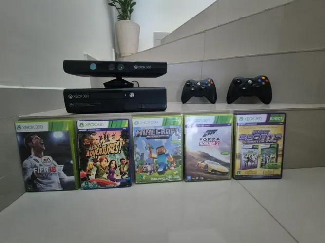 Xbox 360 + 1 controle + 5 jogos originais 