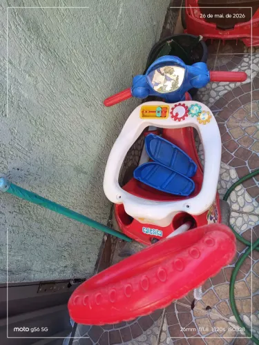 Triciclo infantil masculino
