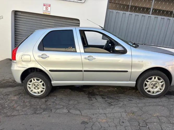 Fiat Palio ELX 1.3 MPI Flex 8V 4P 2004