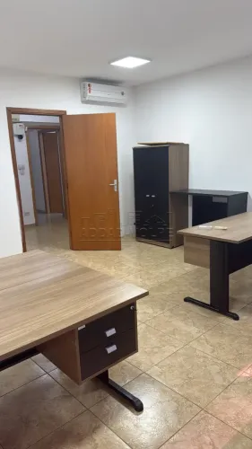 Excelente oportunidade em sala comercial no Edifício Business Office - Av. Getúlio Vargas!