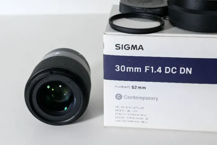 Sigma 30mm f/1.4 Sony E | APS-C 