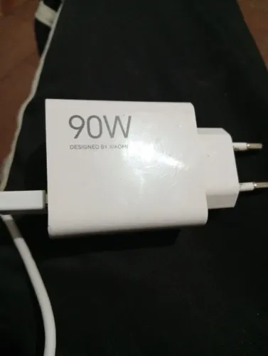Carregador turbao 90w semi novo