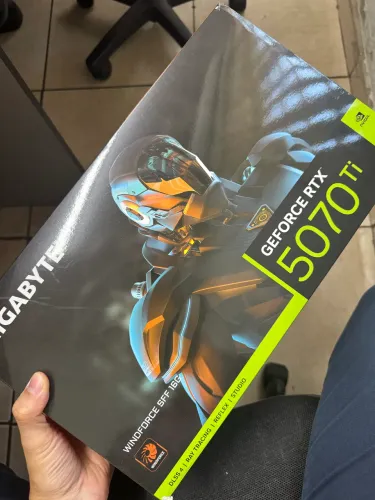 RTX 5070 Ti gigabyte windforce na garantia 