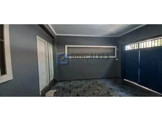 Sobrado Residencial 4 Quartos com 2 Suítes em Santa Maria, Santo André Venda R$ 680.000